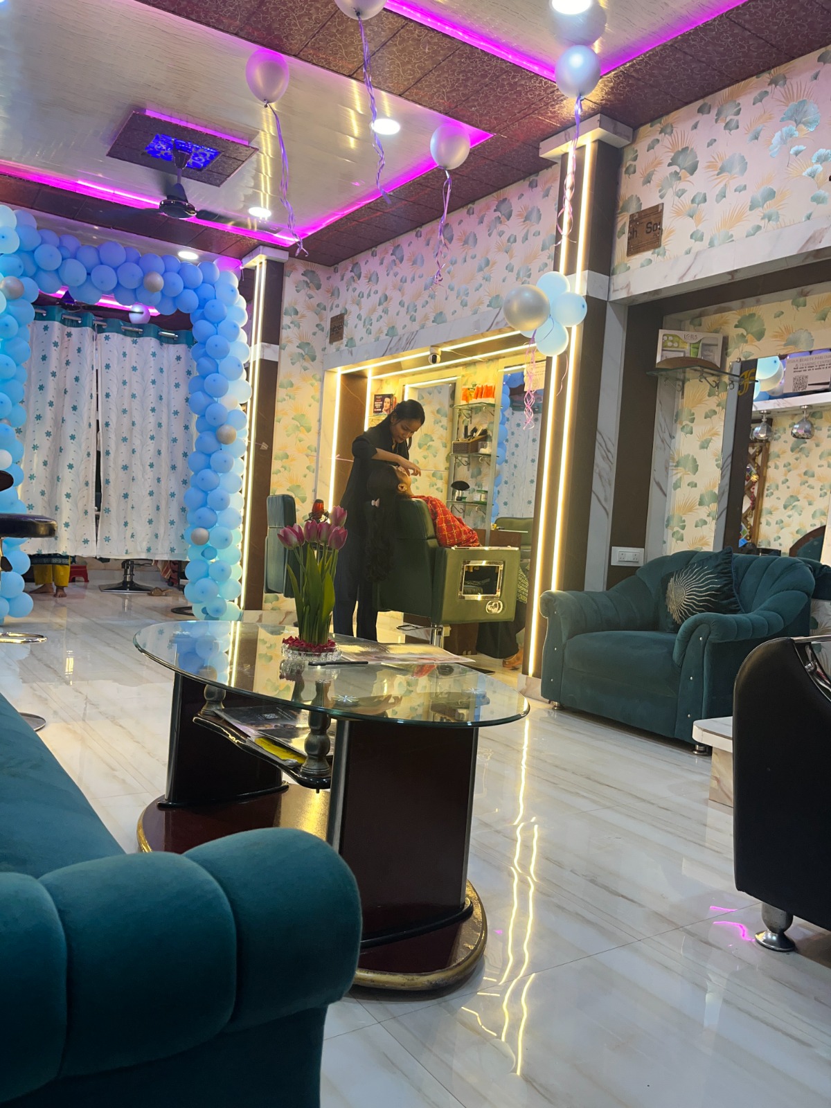 Jesika Beauty Parlour Treatment